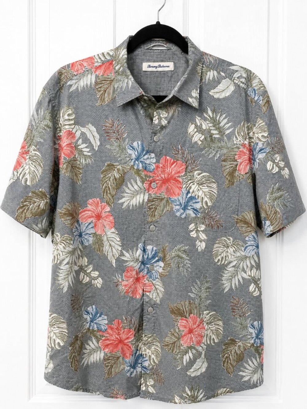 Tommy Bahama XXL Men’s 100% Silk Tropical Floral Hawaiian Button Down Shirt